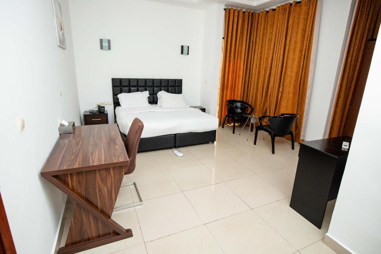 Hotel Everest RD CONGO Kinshasa Eksteriør bilde