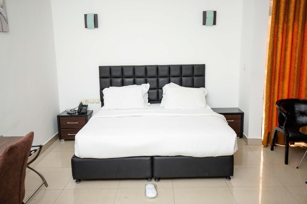 Hotel Everest RD CONGO Kinshasa Eksteriør bilde