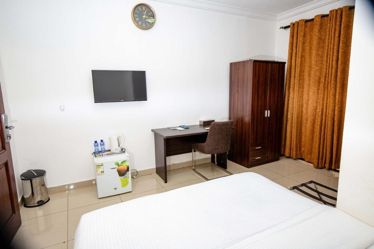 Hotel Everest RD CONGO Kinshasa Eksteriør bilde